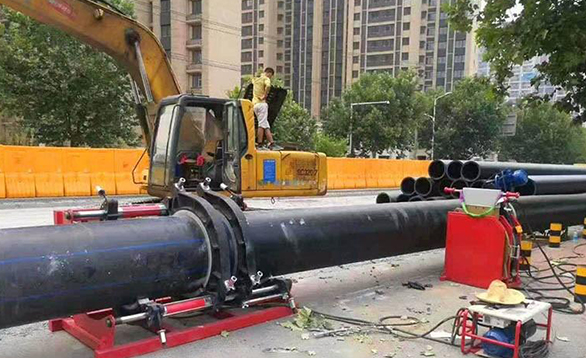 PE给水管、钢丝网骨架复合管施工项目